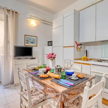 Casa Lilly La Pigna Old Town Hideaway - Happy Appartement San Remo